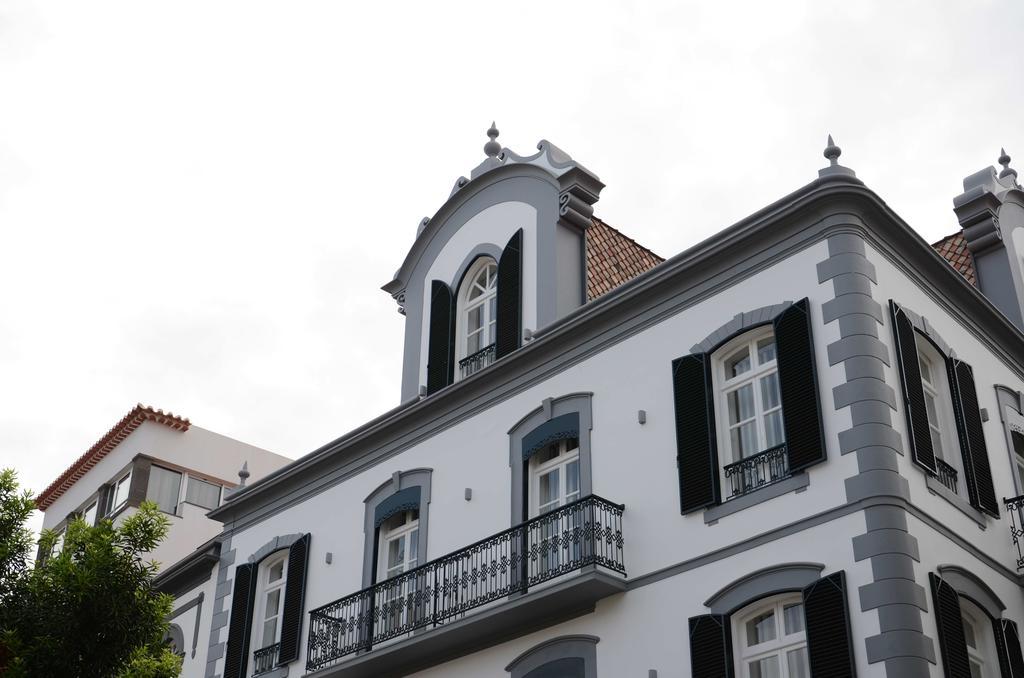 Edificio Charles 104 Apartment Funchal  Exterior photo